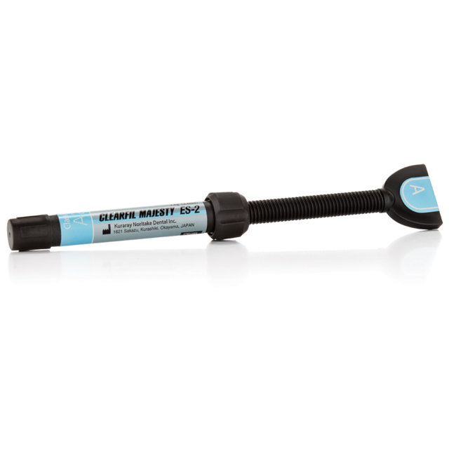 Clearfil Majesty ES-2 Classic , A4, 3,6 g 